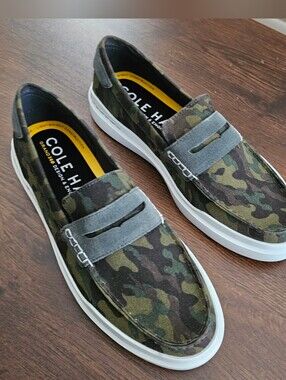 Cole Haan Men’s Camo Slip-On Loafers in Olive and Gray. Size 11 Brand New